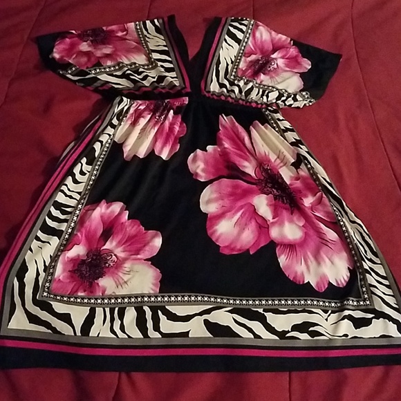 Dress - Picture 4 of 5